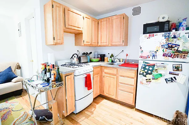 Rented by City Connections Realty | media 40