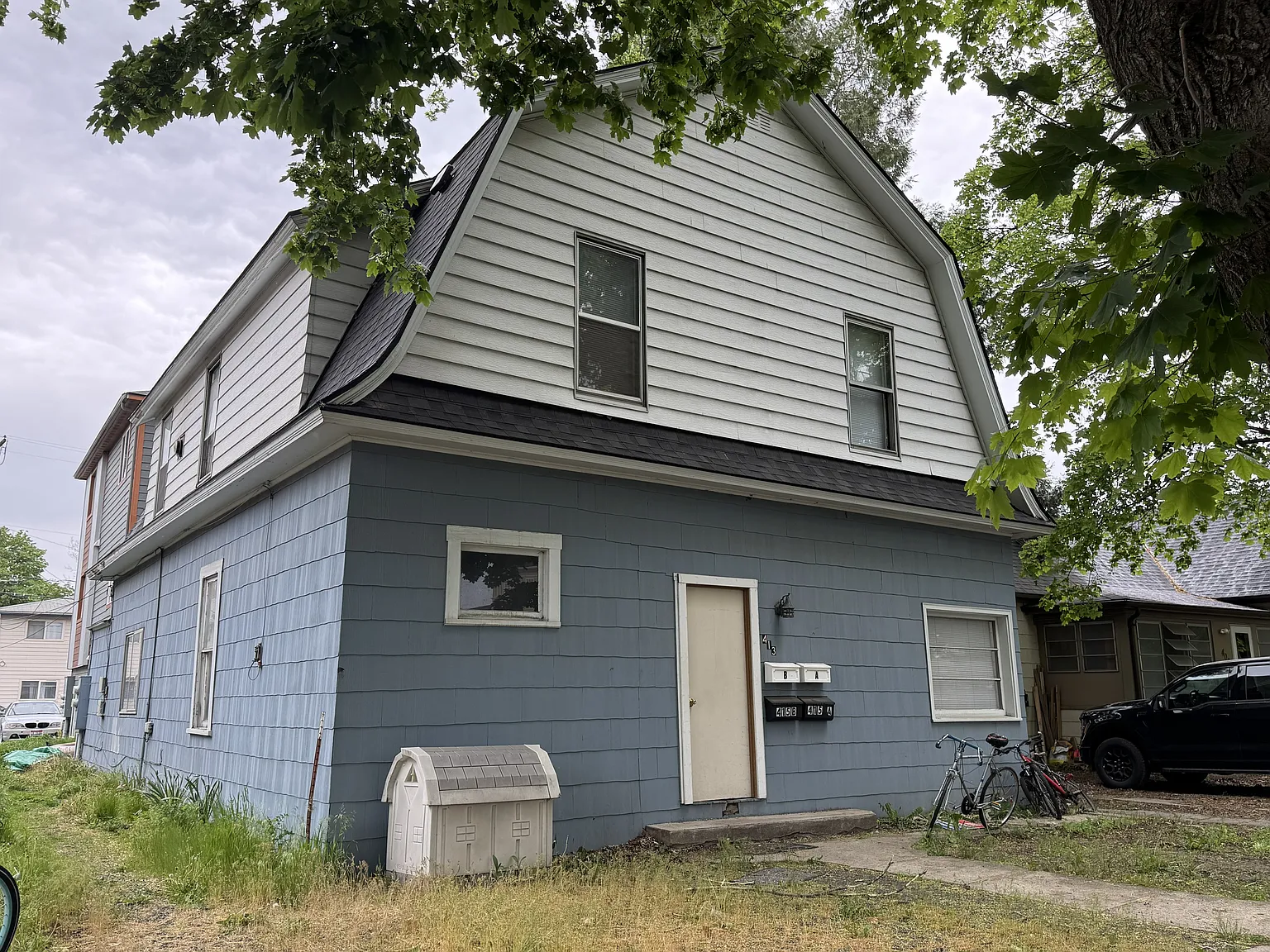 3 bed, 900 sqft, $1,600 — Photo 1