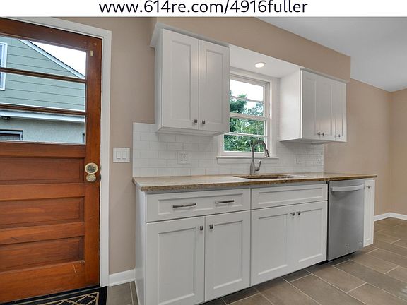 5th image of 4916 Fuller Dr