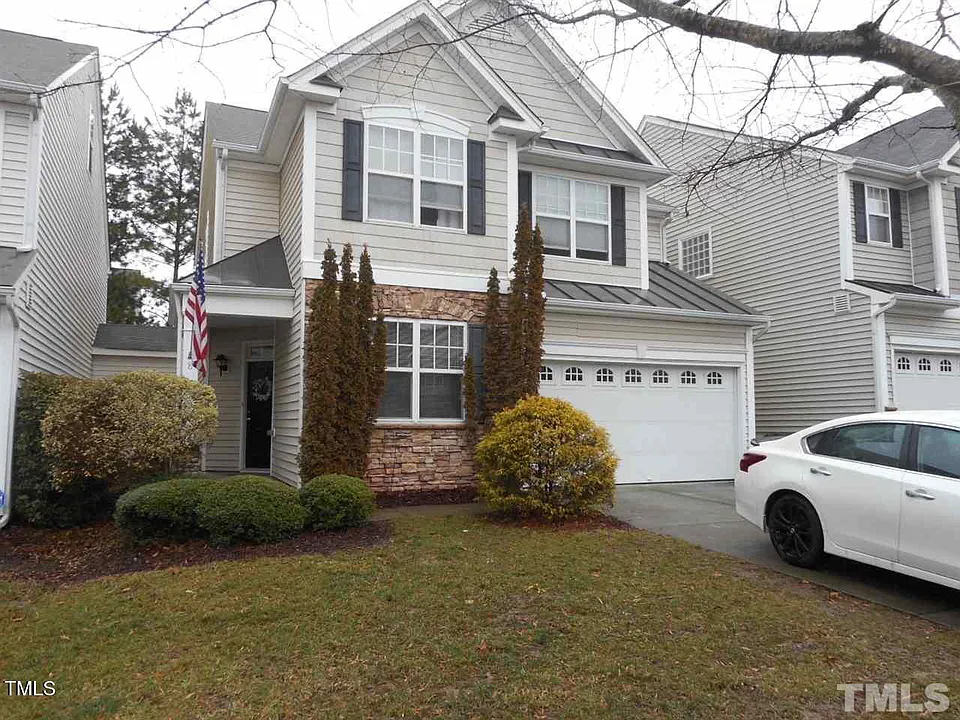 8 Rockwall Garden Way