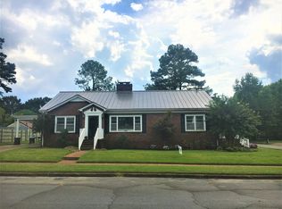 319 Gilbert Ct, Florence, AL 35630