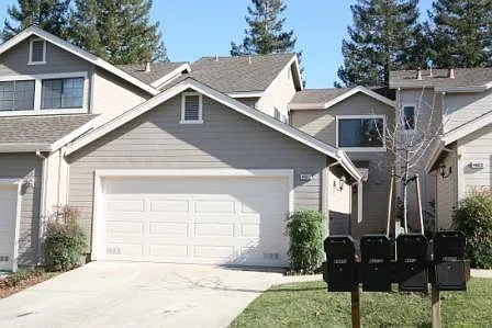 44012 Cerro Ct