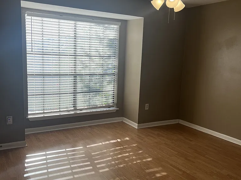 290 Bracewell Dr #C — Photo 9