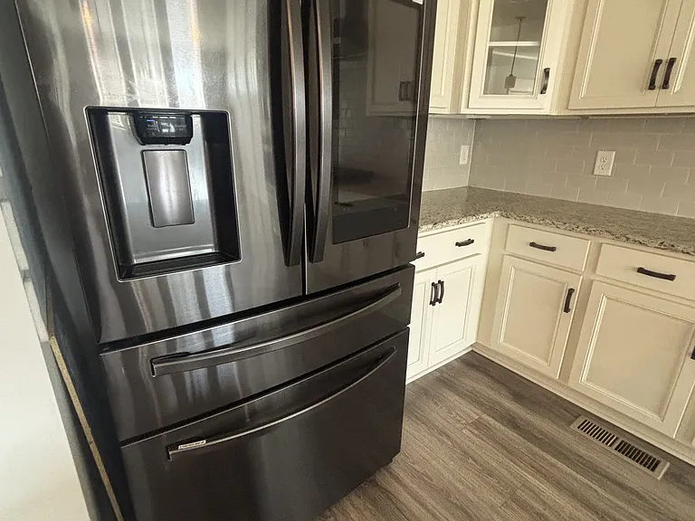 3038 Oxford Dr — Photo 7