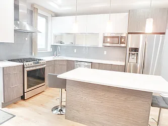 Rented by MAC Realty NY