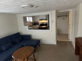 8 6th St #A, Dover, NH 03820