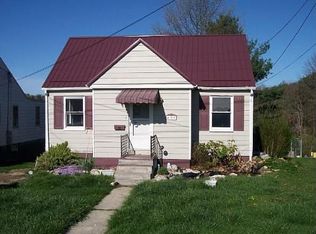 629 Henry Ave, Pulaski, VA 24301