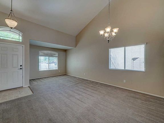 5th image of 11318 W College Dr