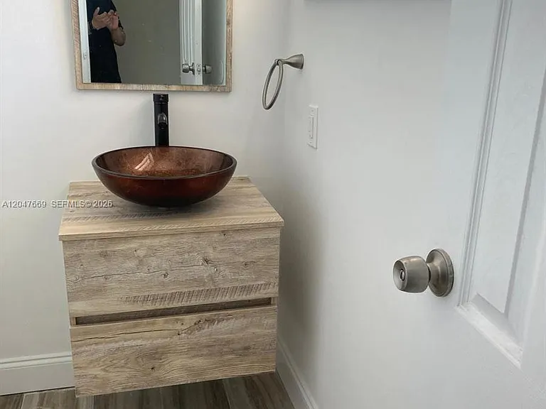 7900 Tatum Waterway Dr #305 — Photo 15