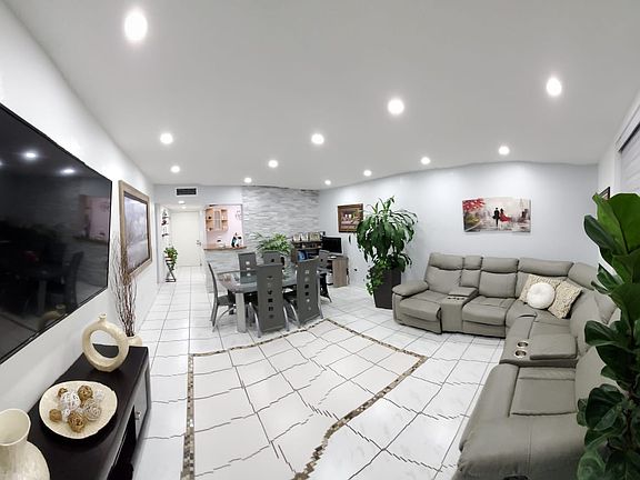 5th image of 5665 W 20th Ave APT 311