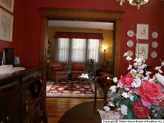 5th image of 446 Bement Ave