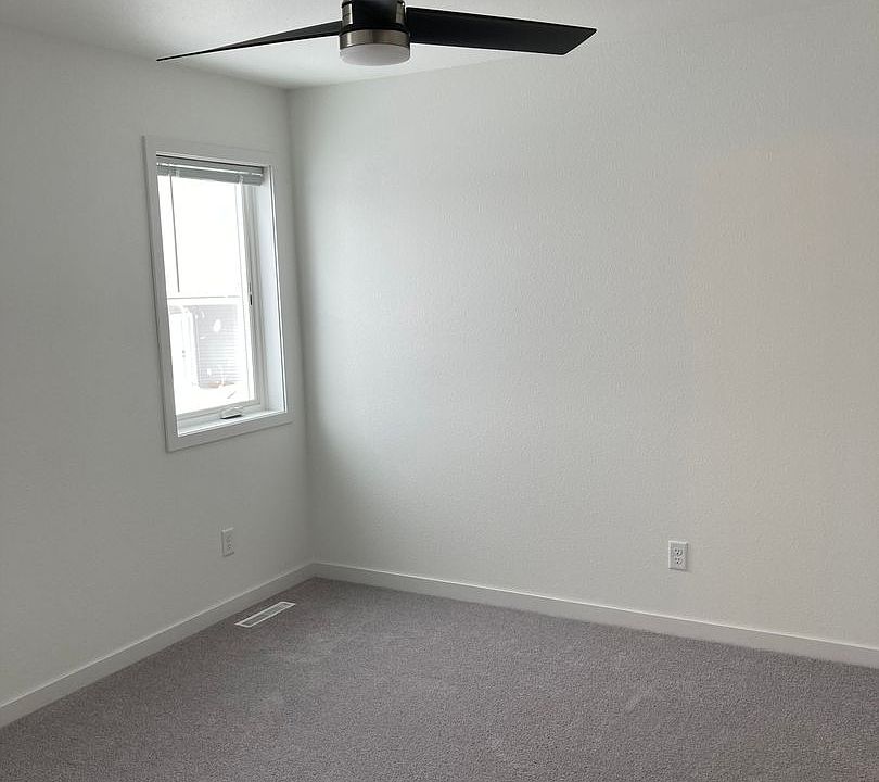 1st image of 309B Torontos Ct