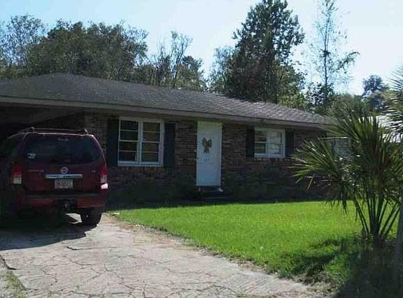 2nd image of 407 Beetree Ave
