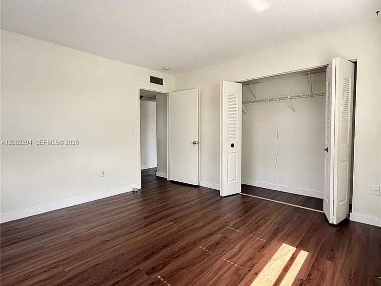 10431 N Kendall Dr #D314 — Photo 16