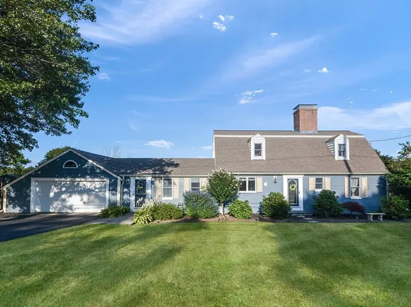 56 Fiske Hill Rd, Sturbridge, MA 01566