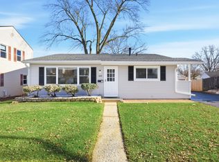 429 Lauren Ln, Buffalo Grove, IL 60089