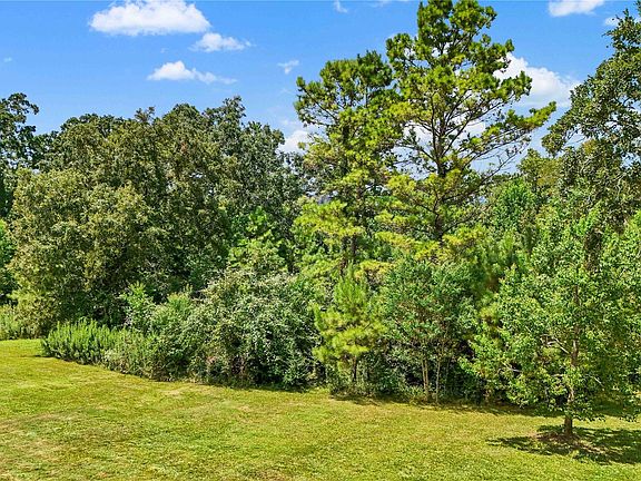 3rd image of 1100 County Road 2306