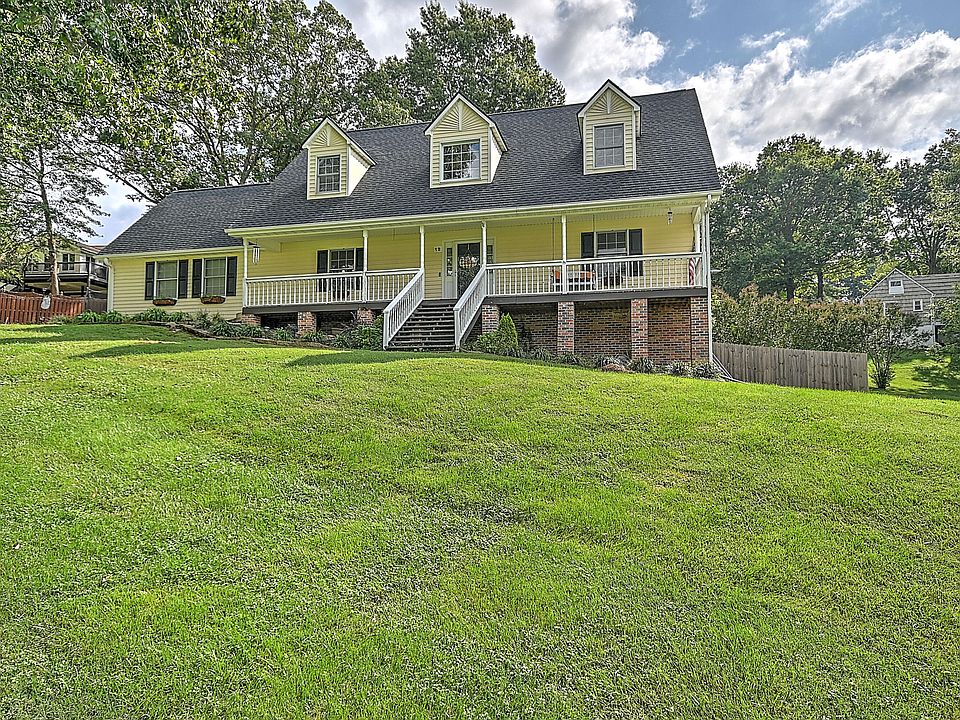 1st image of 12 Estate Ct