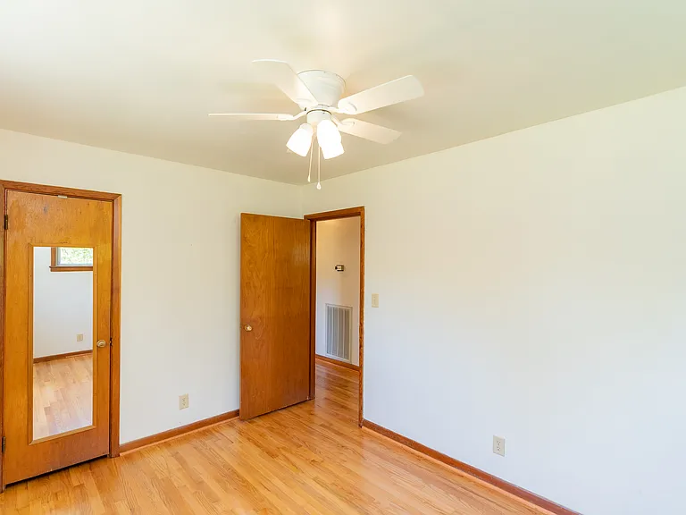 1214 Echo Dr — Photo 26