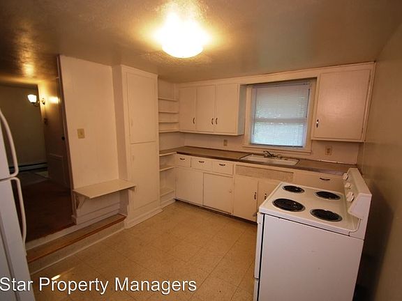 3rd image of 521 Dewey Ave APT 3