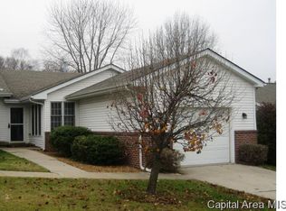 84 Amherst Dr, Springfield, IL 62702