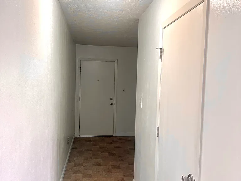 953 Irwin St #13 — Photo 8