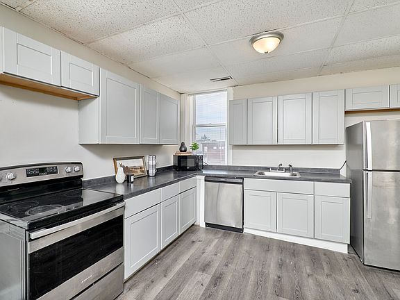 5th image of 3328 California Ave #2F