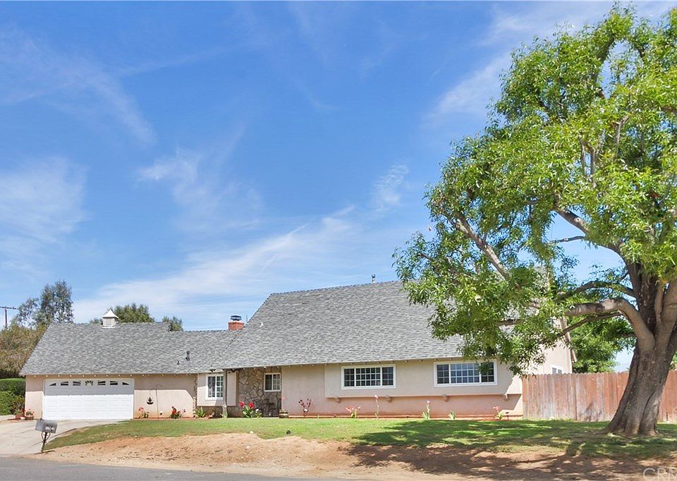 1st image of 2311 Indian Horse Dr