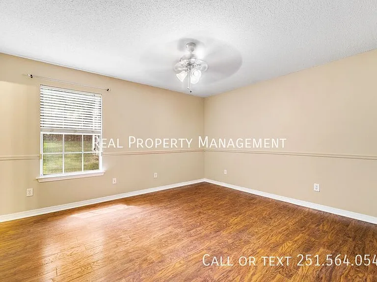 9631 Royal Woods Dr N — Photo 11