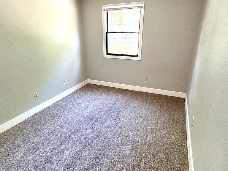 4028 N Illinois Ave #8 — Photo 6