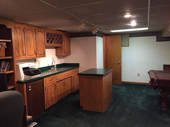 Rec Room Basement 
