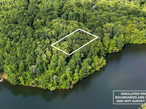 590 Forest Home Ln, Henderson, NC 27537