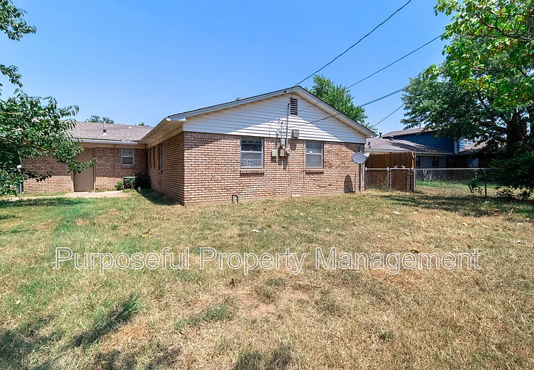 1324 SW 61st Ter — Photo 24