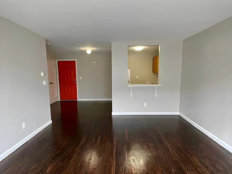 12-105 Willard St #104 — Photo 12