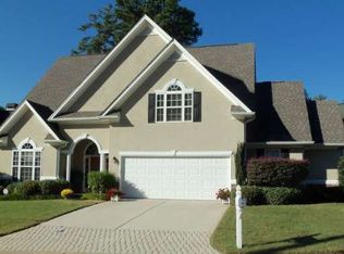 102 Woodsdale Dr, Peachtree City, GA 30269