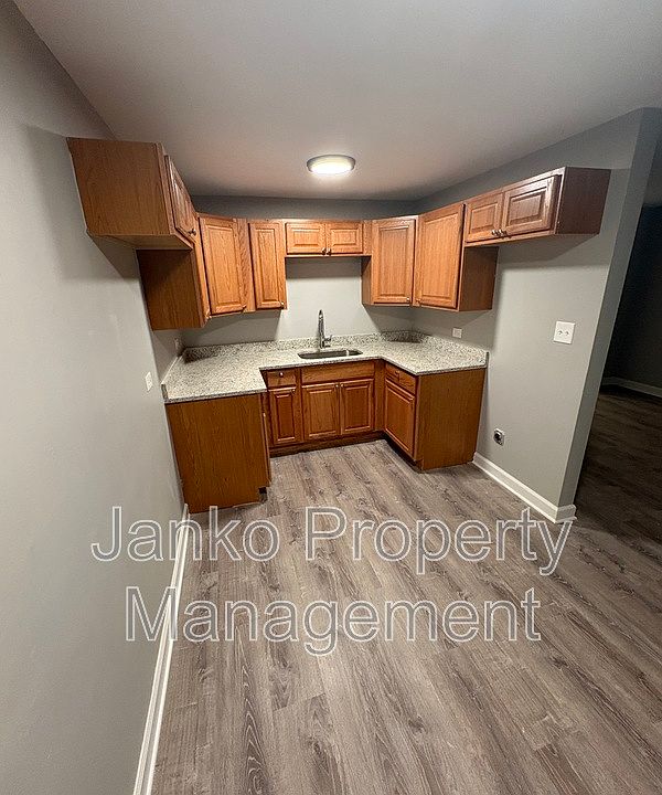 1st image of 2123 119th St Unit 4