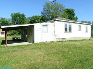50 North Ave, Jacksontown, OH 43030