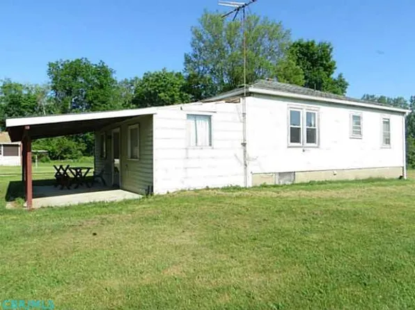 50 North Ave, Jacksontown, OH 43030