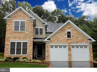 11 Ascot Ct, Kendall Park, NJ 08824