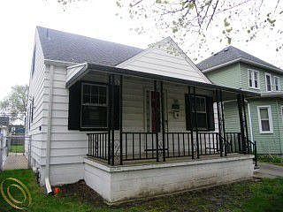 2nd image of 17160 Wood St