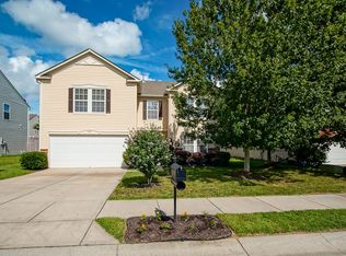 6067 Shamrock Green Dr, Clover, SC 29710