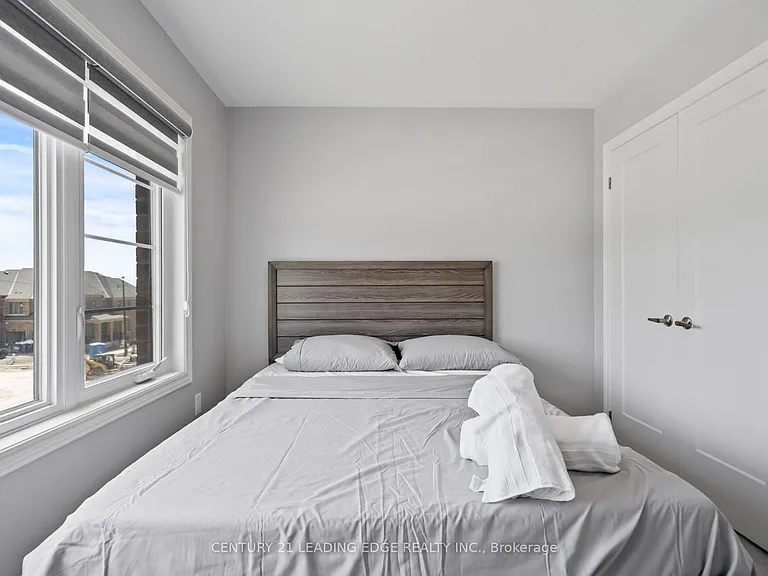 1097 Trailsview Ave — Photo 37