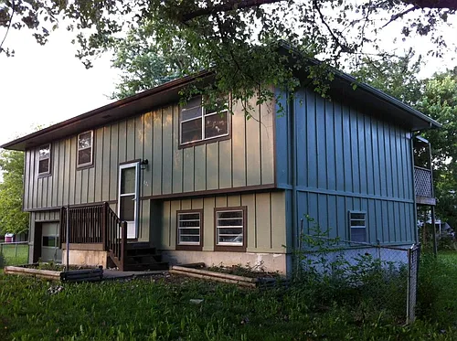 624 N Logan St Photo 1