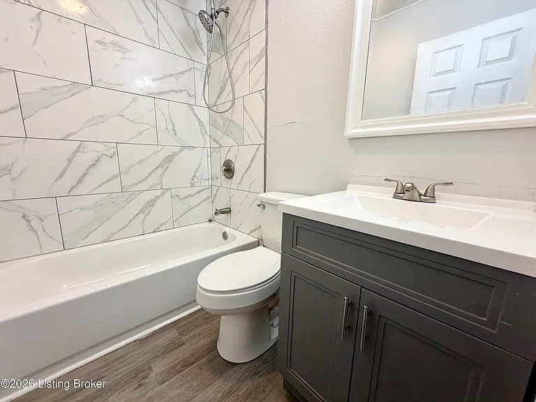 1229 Cedarview Dr — Photo 8