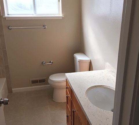 4th image of 630 S El Camino Real APT 1