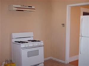 2nd image of 4439 Providence St