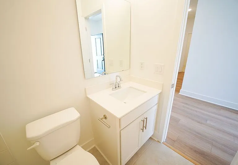 128 Kingswood Cir — Photo 9
