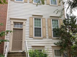 6026 Ricketts Wk, Alexandria, VA 22312