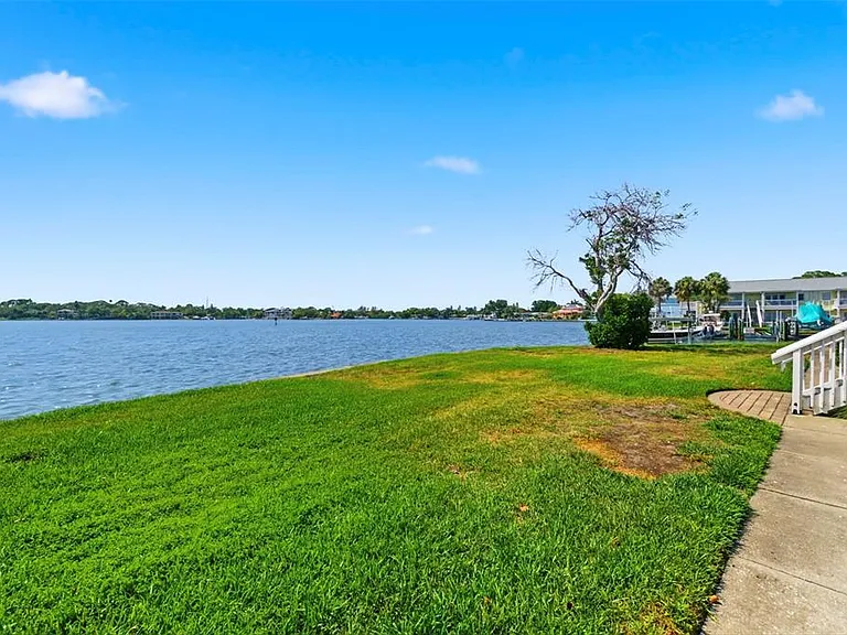 5107 Salmon Dr SE #C — Photo 21