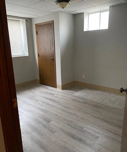 213 W 1st St — Photo 10